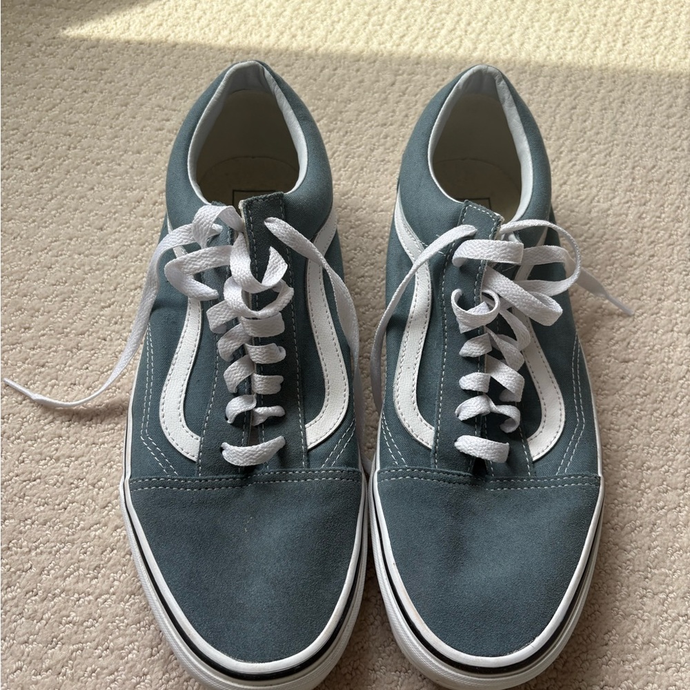 Vans Men's Blue and White Sneakers
